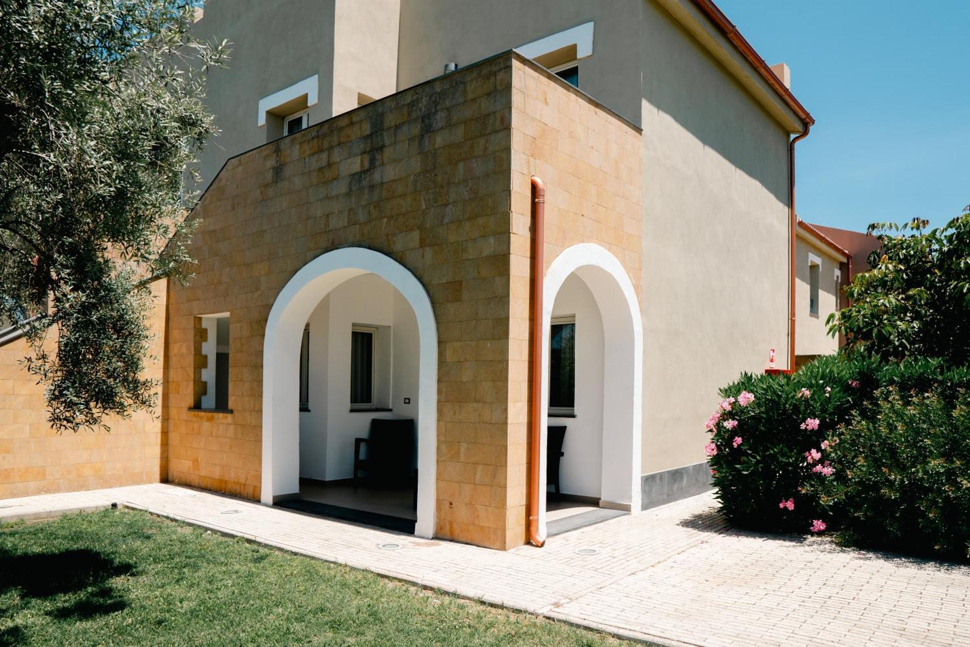 Residence Archimede Fanusa Exterior photo